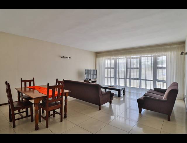 3 BEDROOM APARTMENT RENTED IN HUMEWOOD